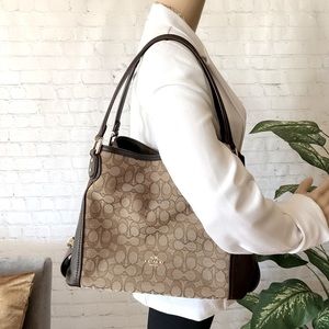 COACH Shoulder Bag Jacquard Brown / Signature Print Canvas Logo with Strap
